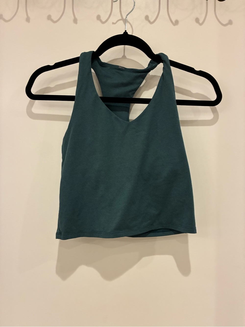 Vuori Teal Cropped Racerback Tank